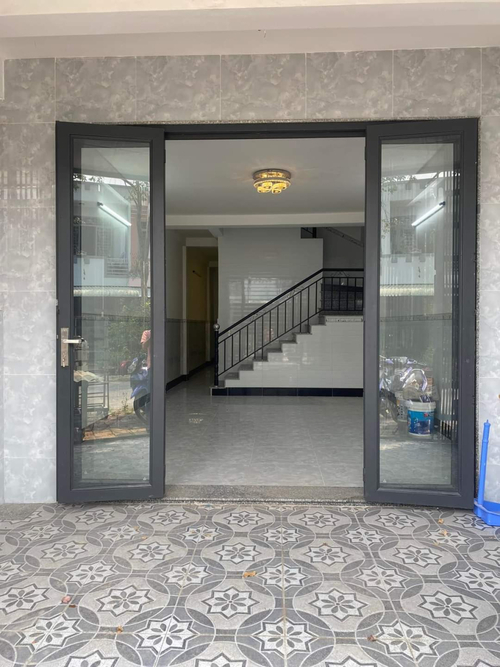 BÁN NHÀ LẦU MỚI ĐƯỜNG 57, KDC 586, P.PHÚ THỨ, Q.CÁI RĂNG, CẦN THƠ, GIÁ 2 TỶ 800